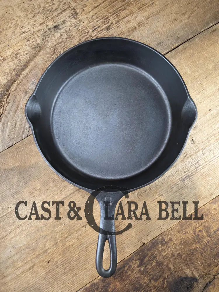 Our best seller. The Classic! 1930’s Griswold #8 Cast Iron Skillet with Large Block Logo 704 T Skillet