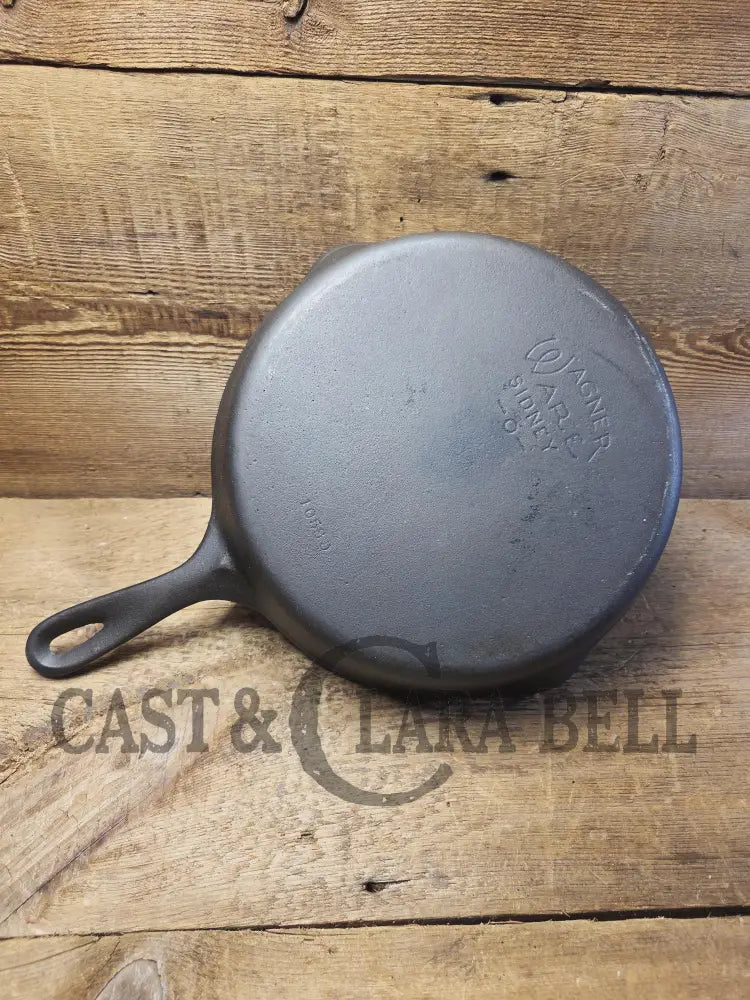 The Classic! Wagner Ware Sidney -O- #8 Skillet with Stylized Logo and Smooth Bottom 1058 O SC24 Skillet