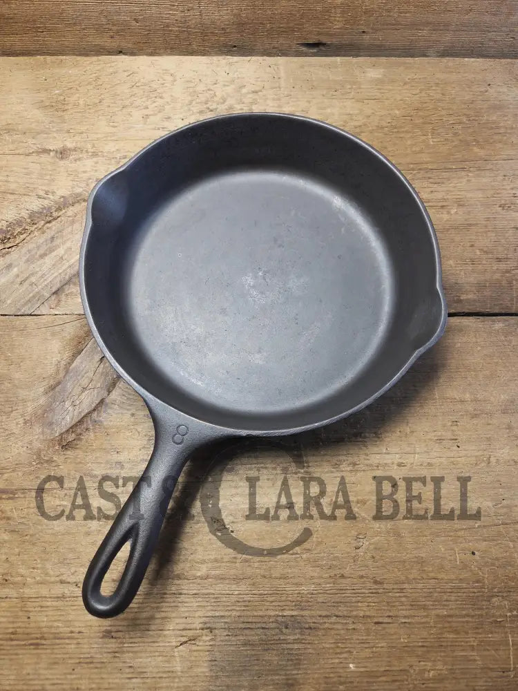 The Classic! Wagner Ware Sidney -O- #8 Skillet with Stylized Logo and Smooth Bottom 1058 O SC24 Skillet
