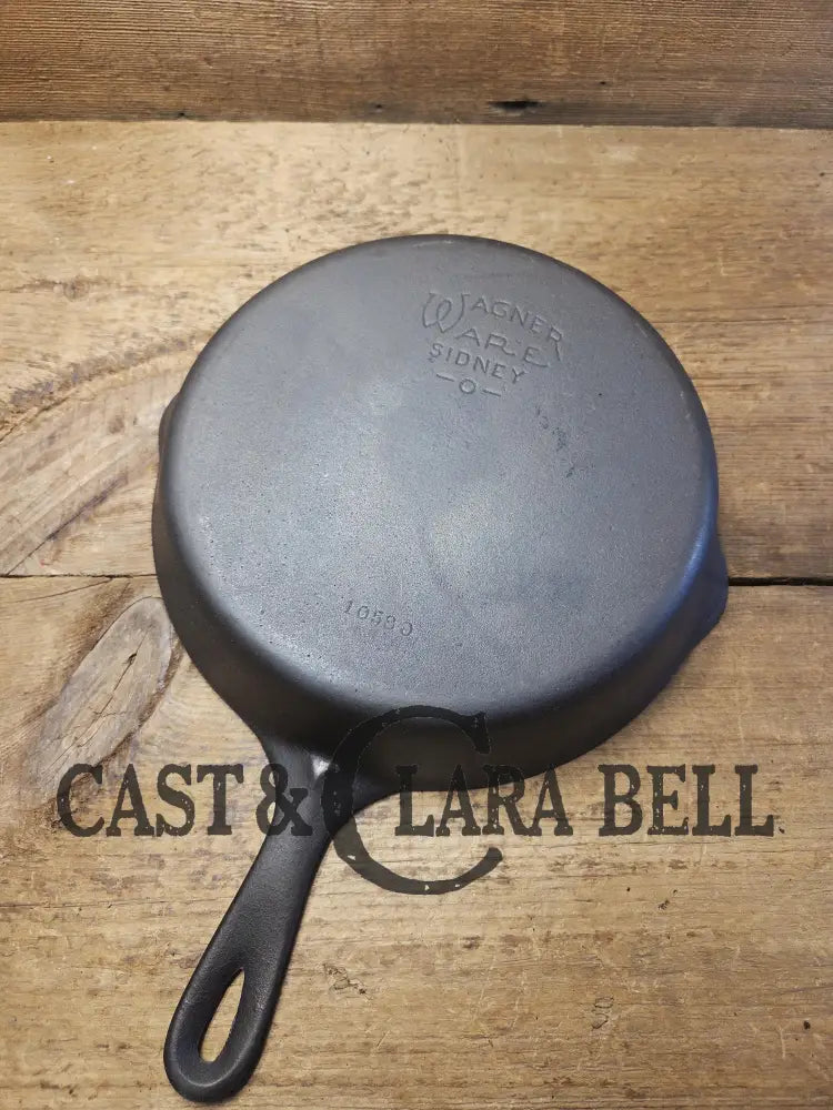 The Classic! Wagner Ware Sidney -O- #8 Skillet with Stylized Logo and Smooth Bottom 1058 O SC24 Skillet