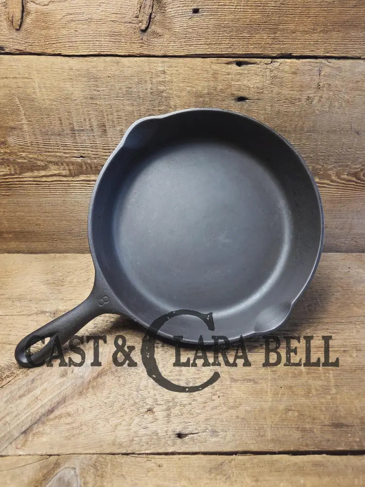 The Classic! Wagner Ware Sidney -O- #8 Skillet with Stylized Logo and Smooth Bottom 1058 O SC24 Skillet