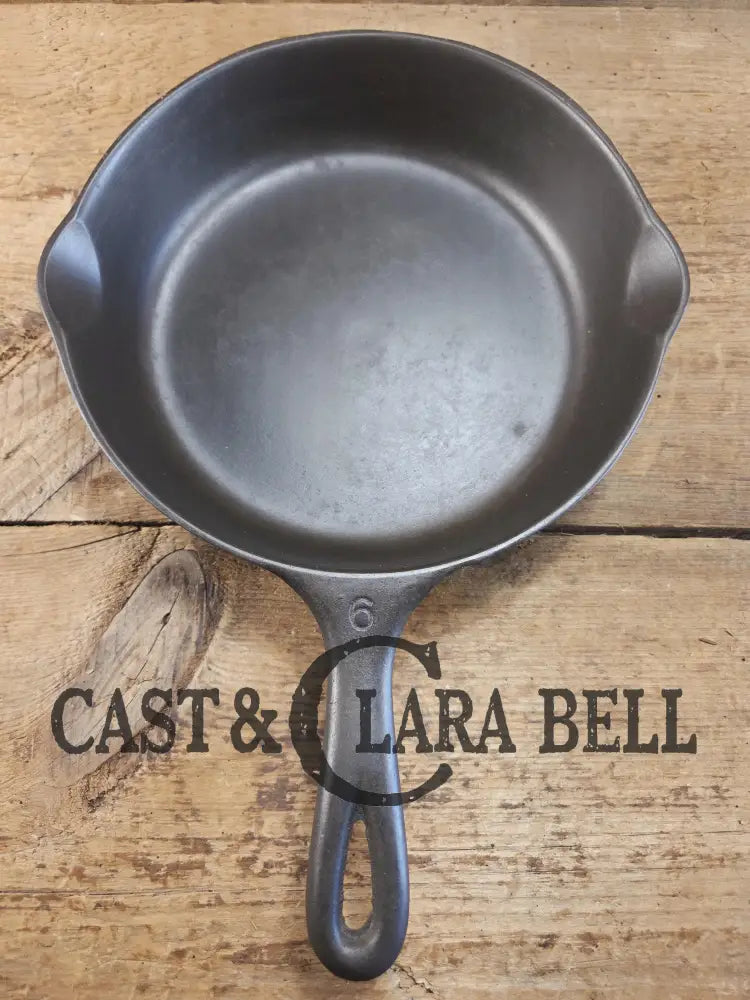 Perfect saute skillet! 1930βs Wagner Ware #6 Skillet with Smooth Bottom and Stylized Logo 1056 I. Restored and ready to