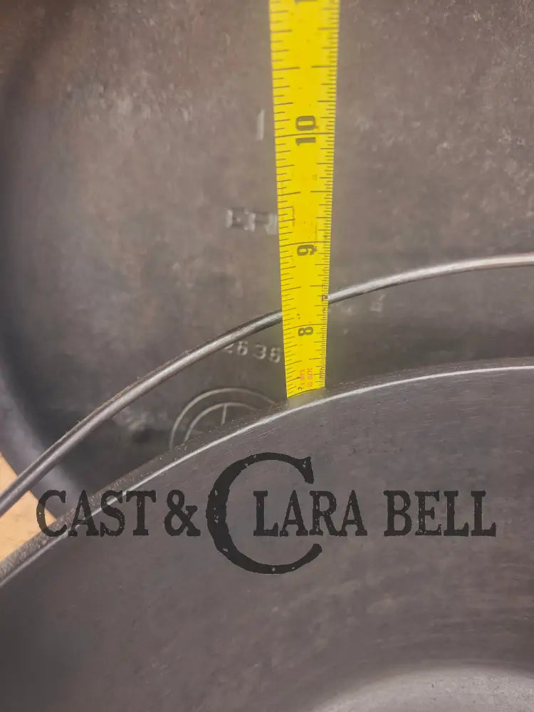 Phenomenal! Very rare 1910βs Griswold Size #11 (2634) Dutch Oven with Slant Logo and (2636) Lid. One you donβt see