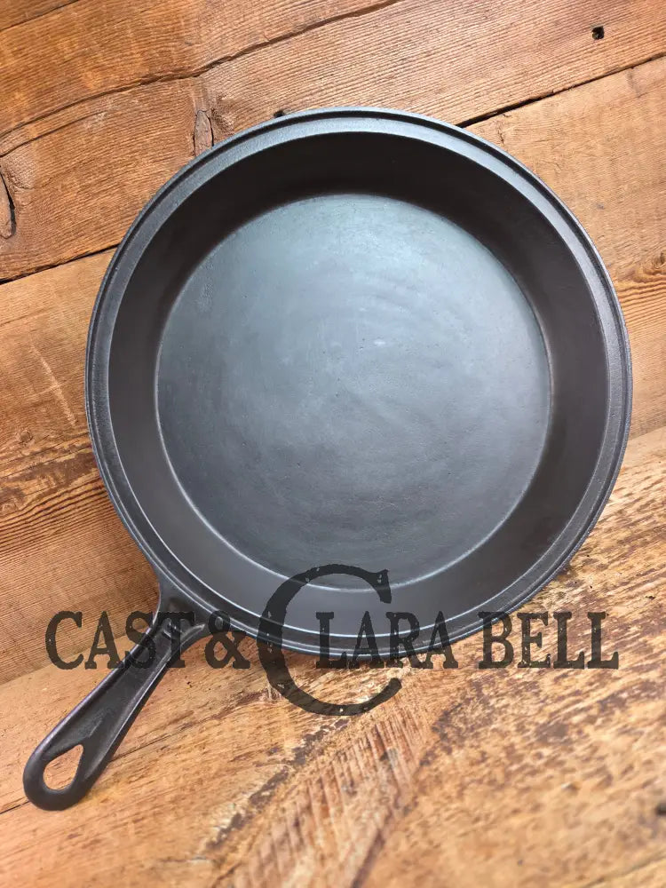 Philo Penfield Stewart pattern unmarked Mid 1800’s elegant HUGE #11 skillet. Gorgeous Skillet