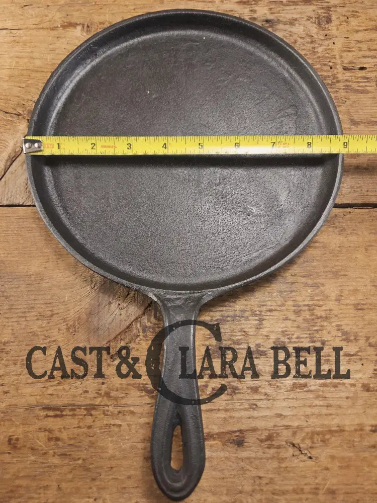 Piece of American history. Late 1800’s unknown antique Gate marked Round Cast Iron Stove Eye Griddle. Great daily user!