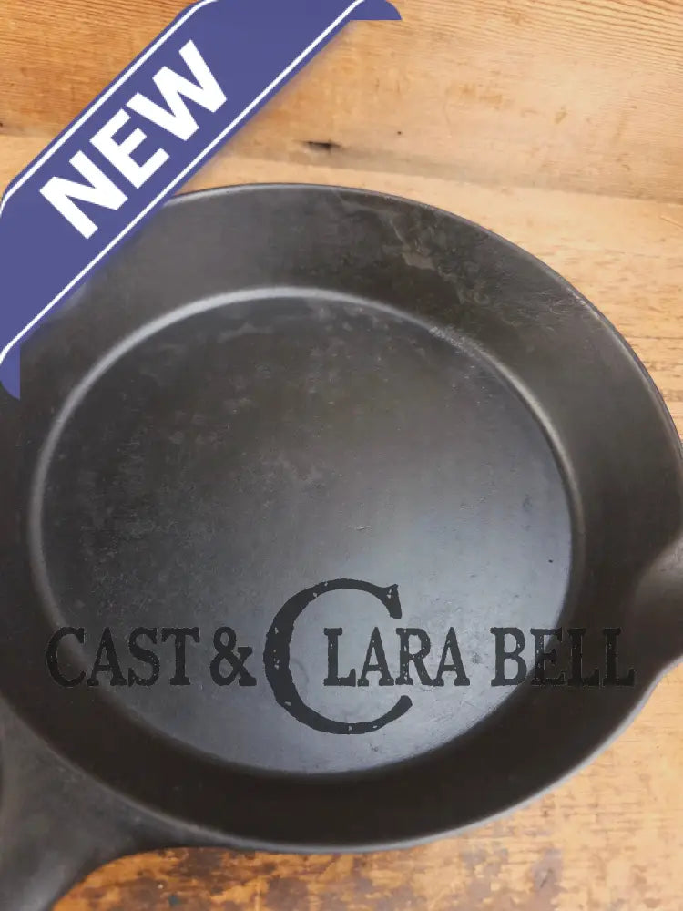 Priced to Sell! 1895-1910βs! Wagner Sidney #8 Cast Iron Skillet double Arc Logo and black iron finish Skillet