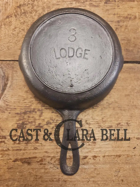 Priced to sell! 1910’s Lodge #3 Skillet with Heat Ring and Arc Logo! Perfect egg skillet for any cook! Skillet