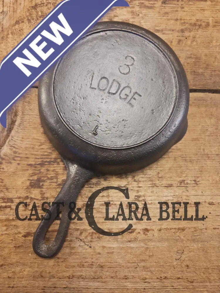 Priced to sell! 1910’s Lodge #3 Skillet with Heat Ring and Arc Logo! Perfect egg skillet for any cook! Skillet