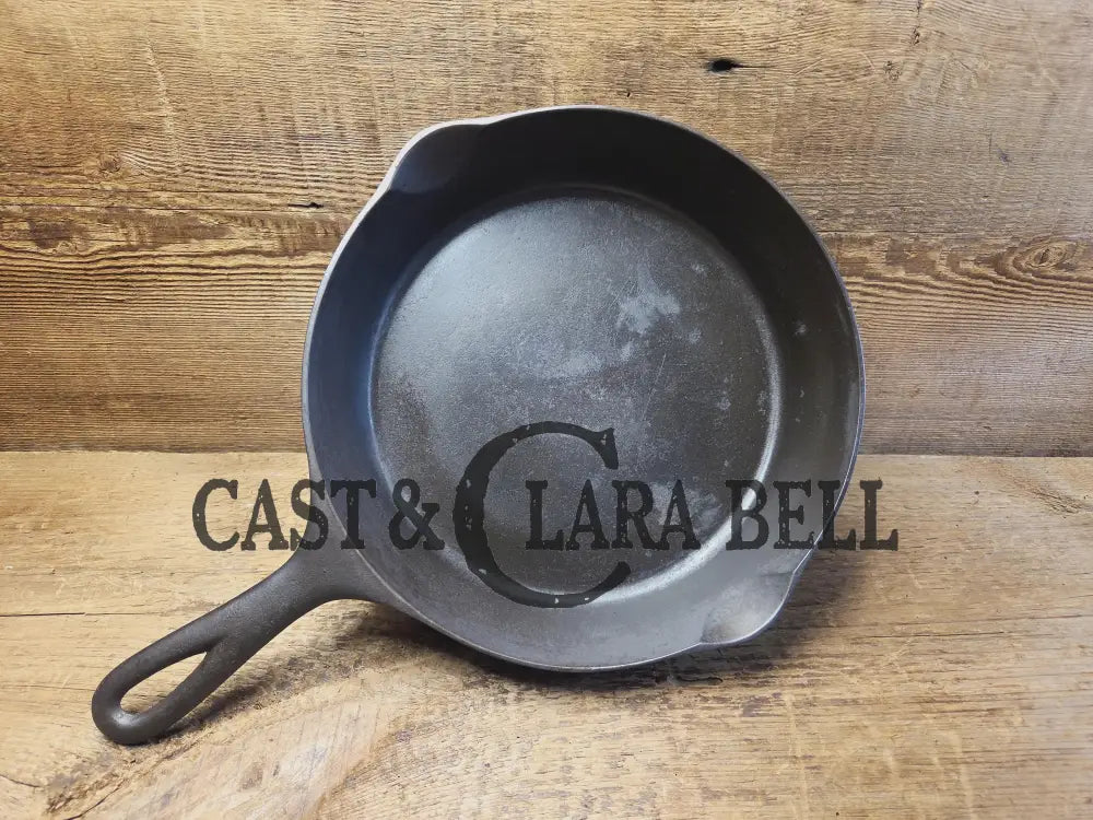 Priced to Sell! 1920βs Era Wagner Ware Sidney O. #7D Skillet with Heat Ring. Great value because of small pitted area
