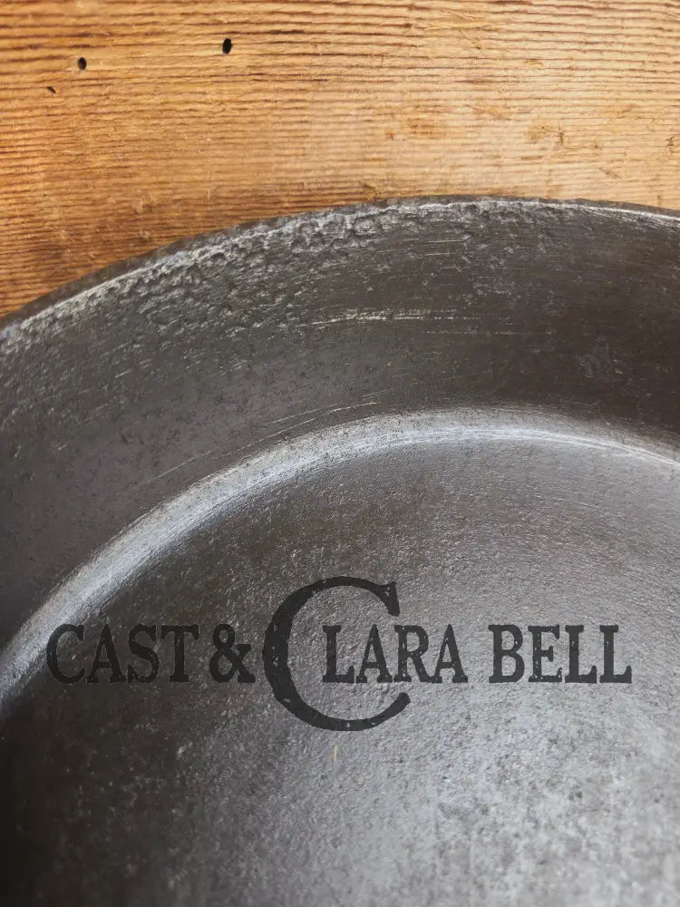 Priced To Sell! 1920βs Griswold #8 Skillet with Large Block Logo and Smooth Bottom 704 Skillet