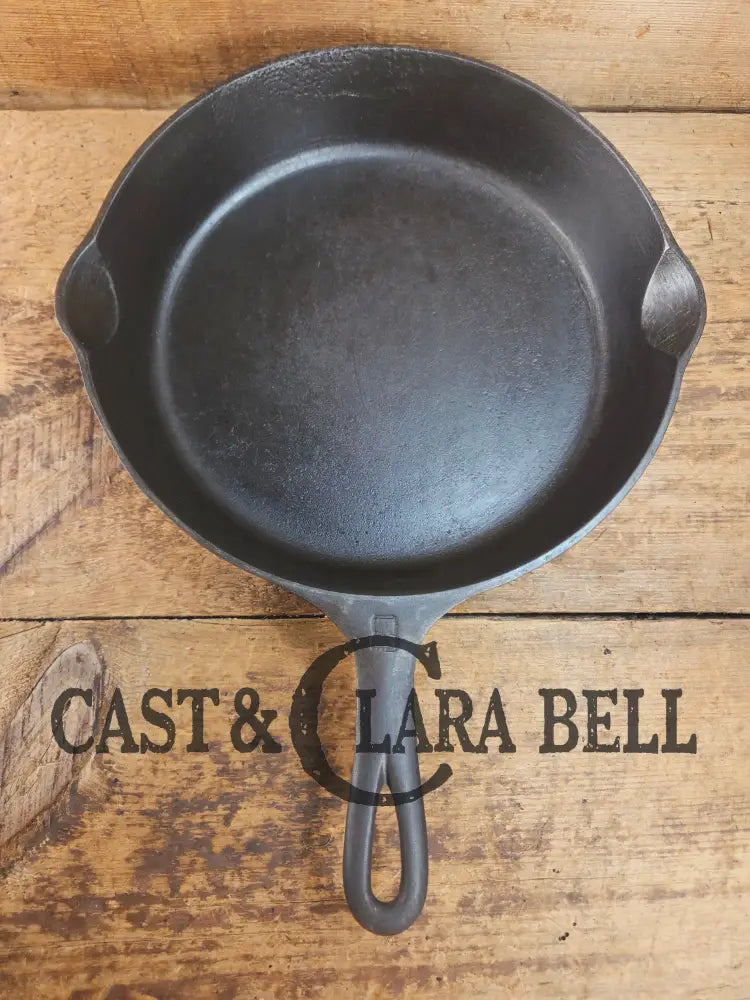 Priced To Sell! 1920βs Griswold #8 Skillet with Large Block Logo and Smooth Bottom 704 Skillet