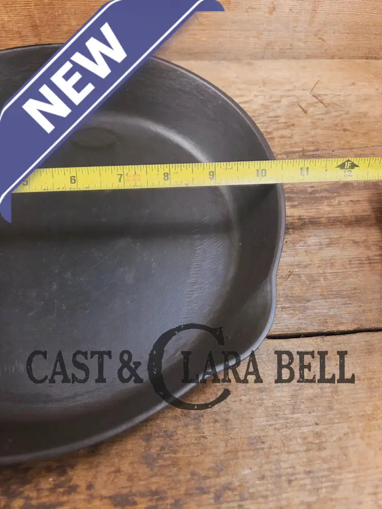 Priced To Sell! 1920βs Griswold #8 Skillet with Large Block Logo and Smooth Bottom 704 P Skillet