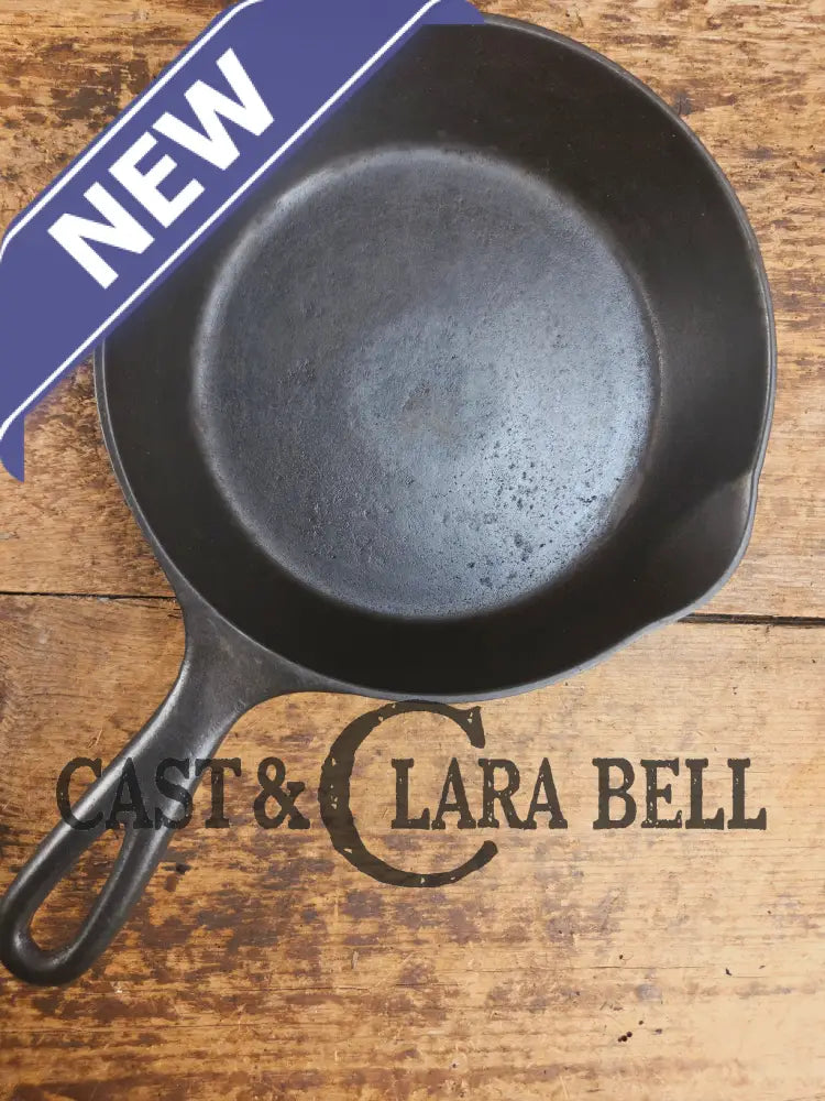 Priced to Sell 1920βs Wagner #4 Skillet with Heat Ring Single digit 4 Skillet