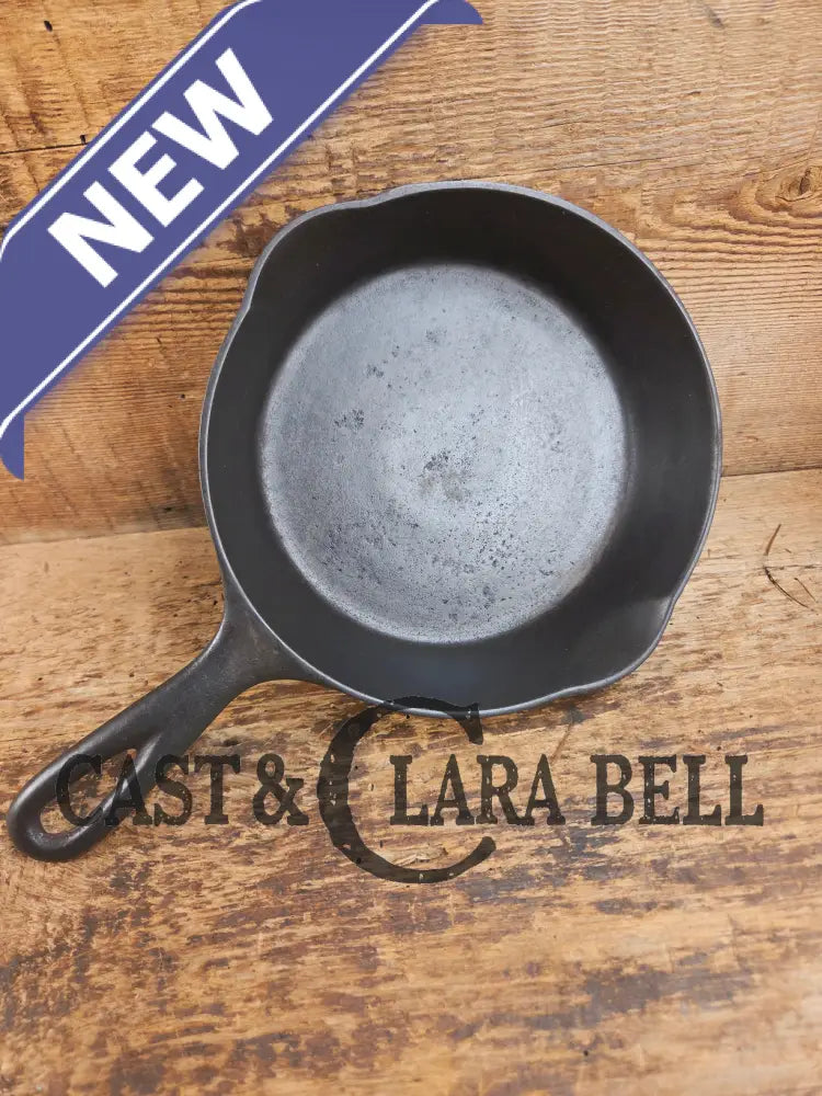Priced to Sell 1920βs Wagner #4 Skillet with Heat Ring Single digit 4 Skillet