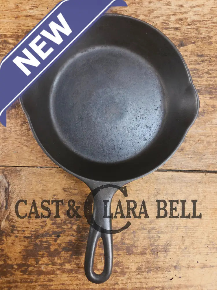 Priced to Sell 1920βs Wagner #4 Skillet with Heat Ring Single digit 4 Skillet