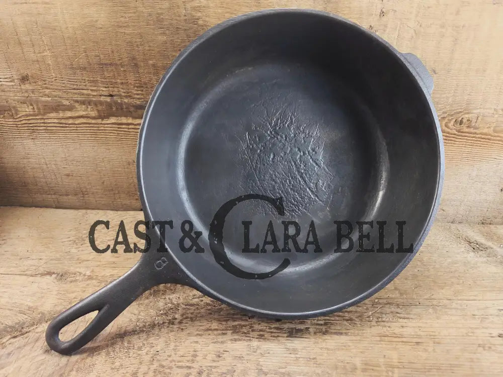 Priced to Sell! 1930s era,Wagner #8 cast iron ’Chicken Fryer’ deep skillet 1088. Perfect for the beginner or every day