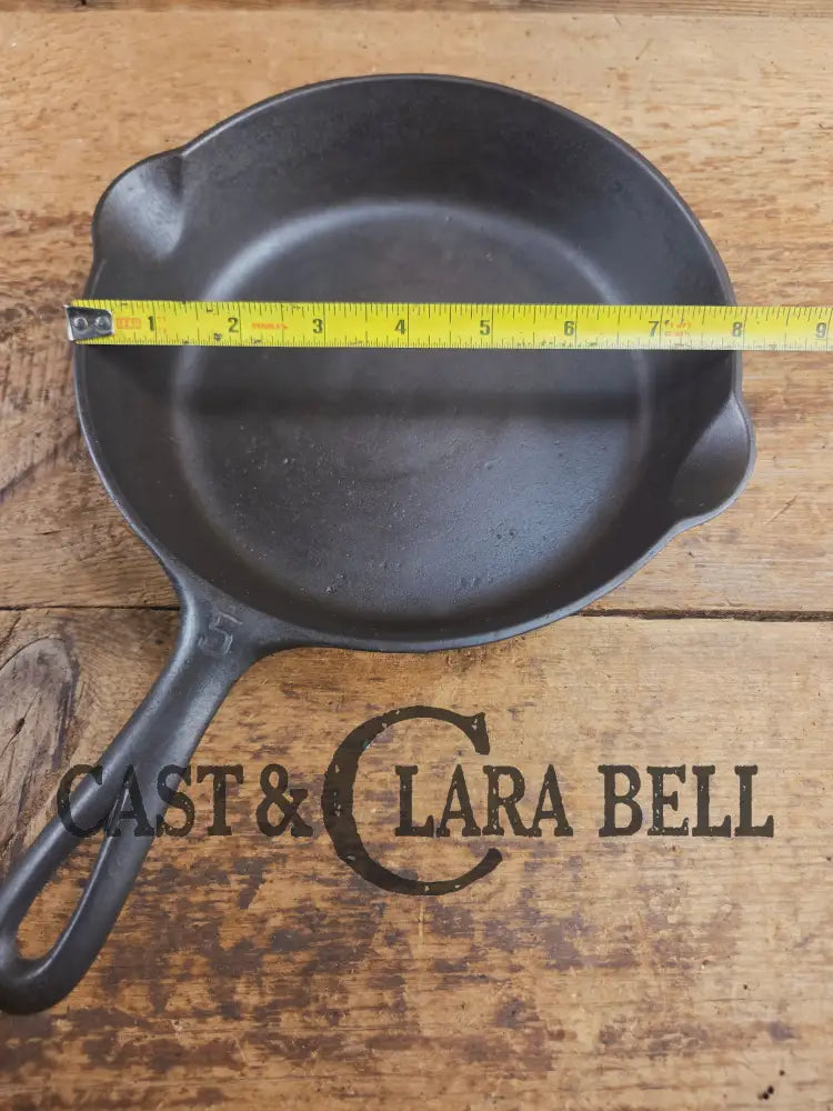 Priced to Sell! 1930’s Griswold #5 Cast Iron Skillet with Large Block Logo 724 C Skillet