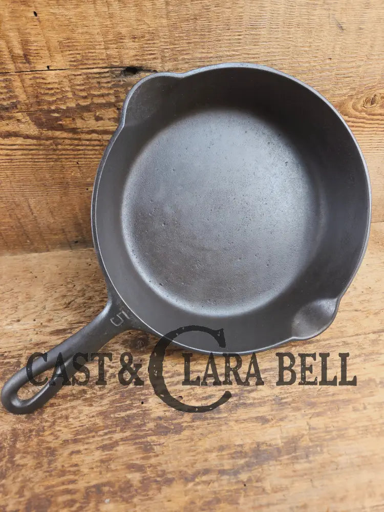 Priced to Sell! 1930’s Griswold #5 Cast Iron Skillet with Large Block Logo 724 C Skillet