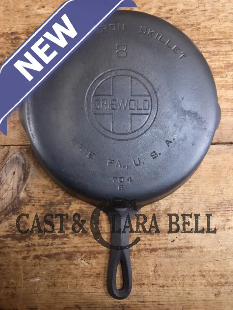 Priced to Sell! 1930βs Griswold #8 Cast Iron Skillet with Large Block Logo 704 B. Perfect for gas and electric