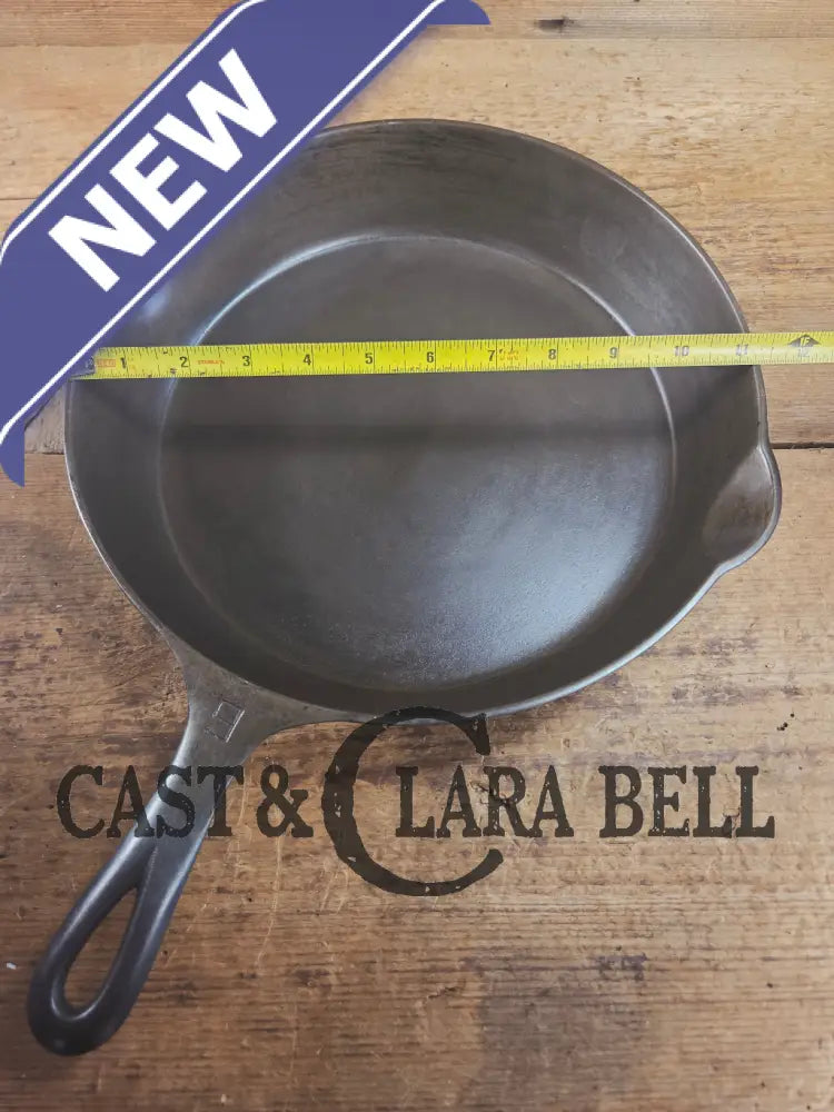 Priced to Sell! 1930’s Griswold #9 Skillet with Large Block Logo and Smooth Bottom 710 Skillet