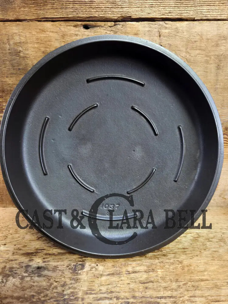 Priced to Sell! 1930âs Married Griswoldâs Iron Mountain Lid & Foster #8 Bottom. PERFECT for cabin cooking first dutch