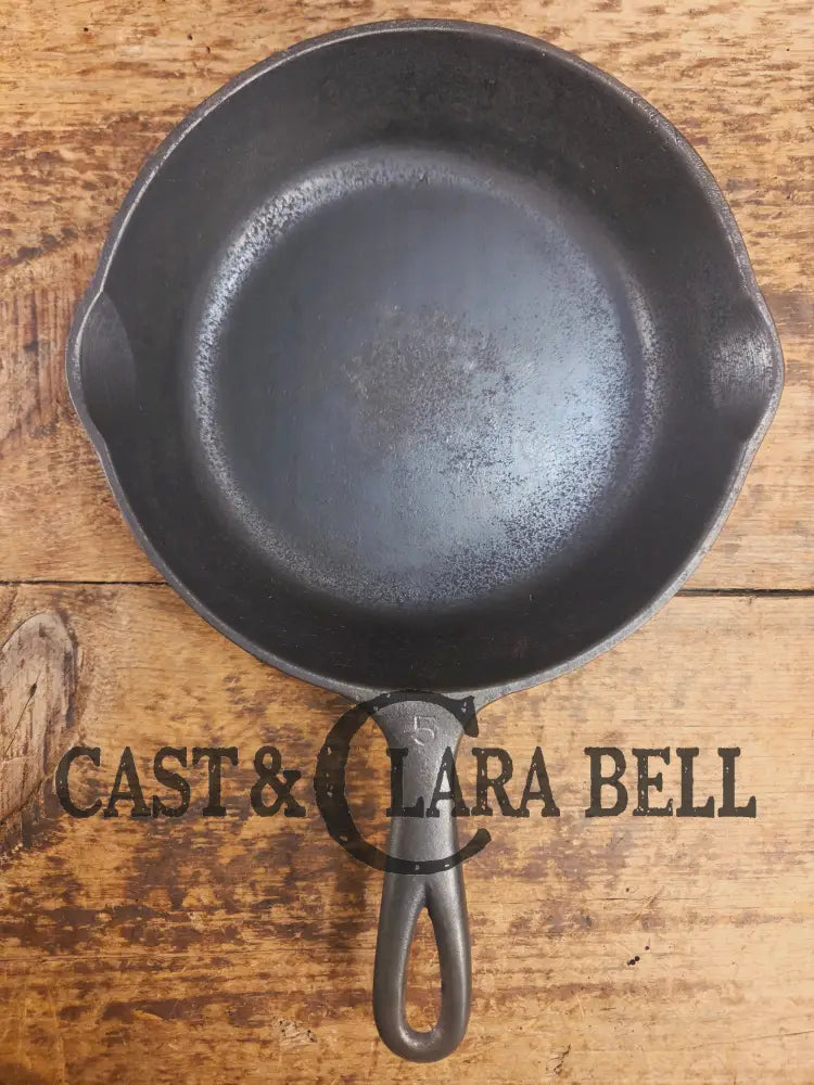 Priced to Sell! 1930’s Wagner #5 Skillet with Stylized Logo 1055 M Skillet