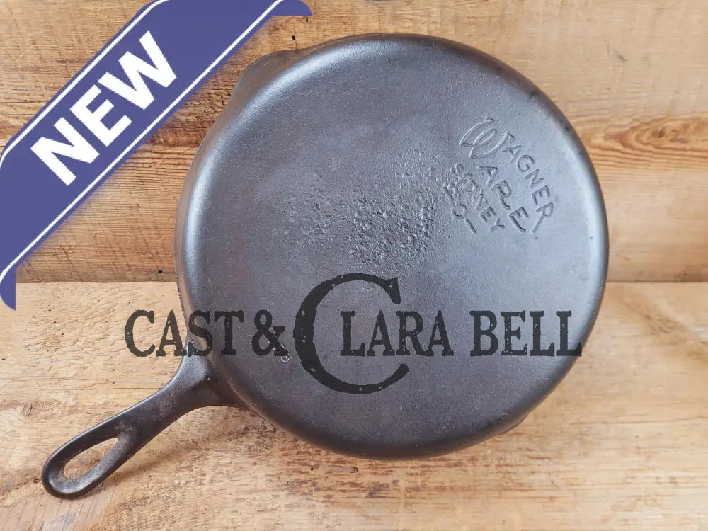 Priced to Sell! 1930βs Wagner #8 Cast Iron Skillet 1058. For gas and electric ranges Skillet
