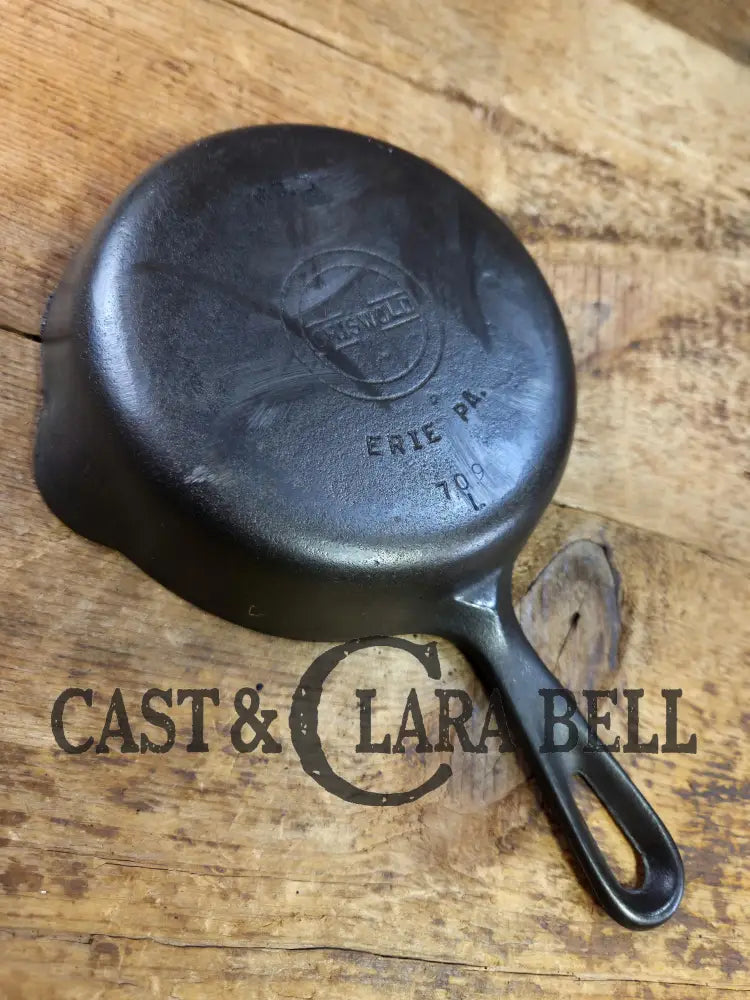 Priced to Sell! 1940βs Griswold No. 3 Cast Iron Egg Skillet with Small Block Logo 709