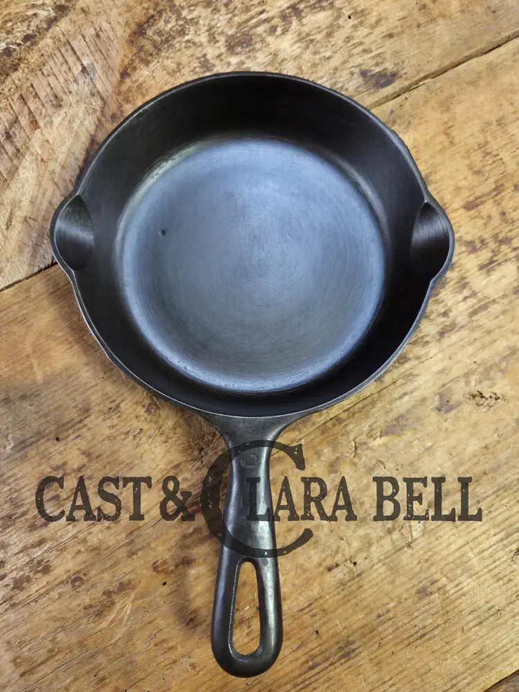 Priced to Sell! 1940βs Griswold No. 3 Cast Iron Egg Skillet with Small Block Logo 709