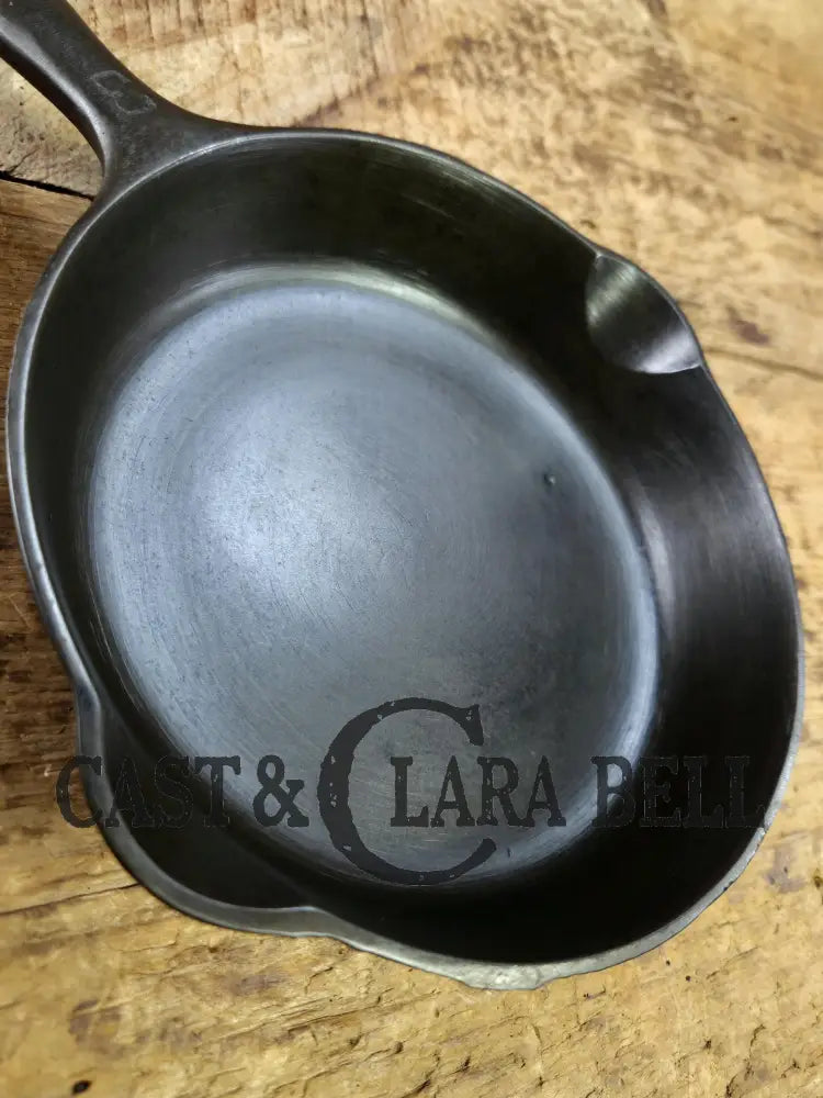 Priced to Sell! 1940’s Griswold No. 3 Cast Iron Egg Skillet with Small Block Logo 709