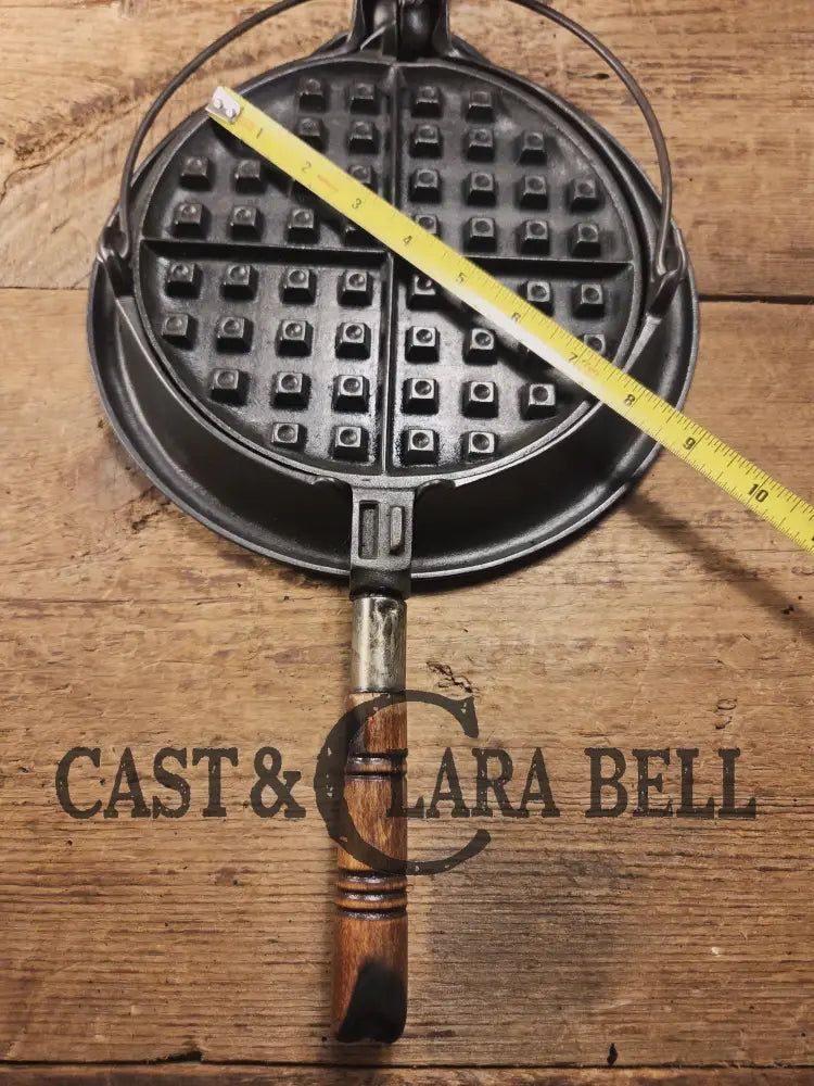 Priced to Sell and tougher to find 1920โs Early Wagner Ware Stylized logo 1408 #8 Waffle Iron with short Base! Waffle