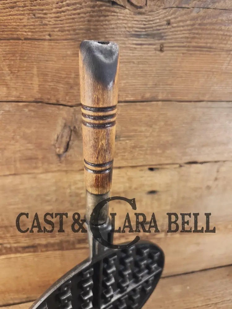 Priced to Sell and tougher to find 1920โs Early Wagner Ware Stylized logo 1408 #8 Waffle Iron with short Base! Waffle