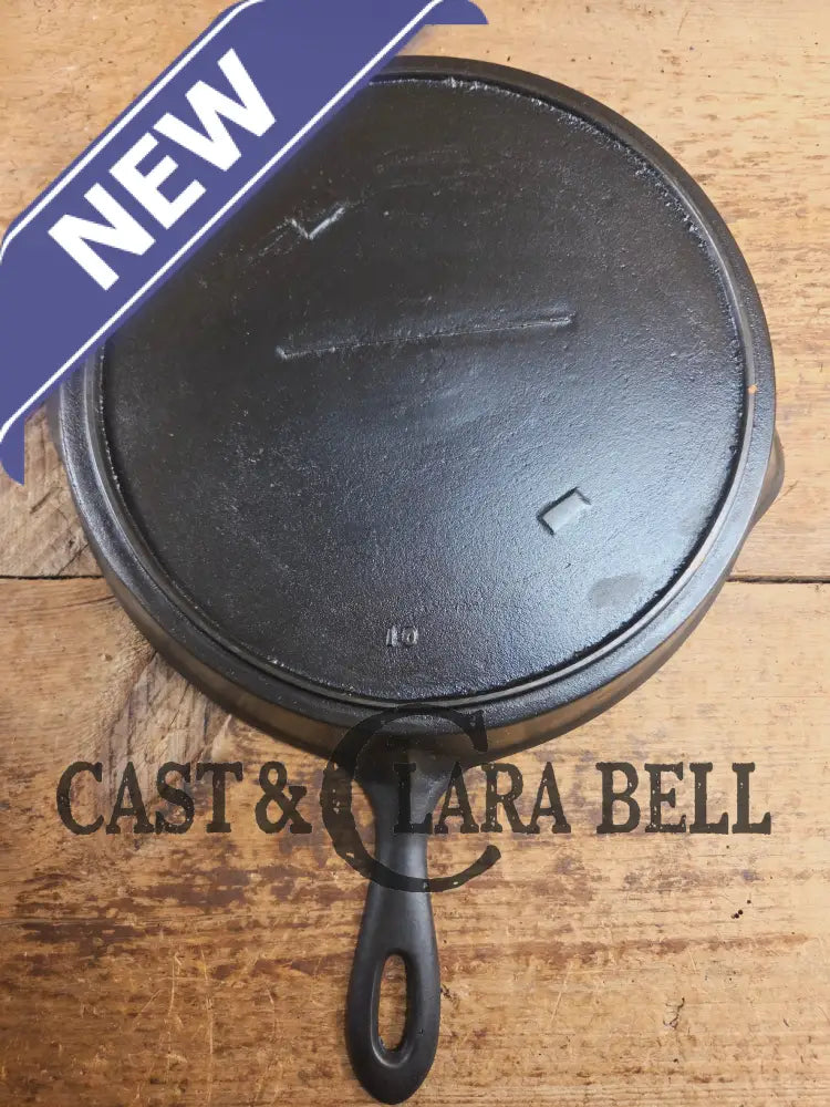 Priced to Sell! Antique elegant gate-marked unknown #10 skillet. Awesome piece of history! Skillet