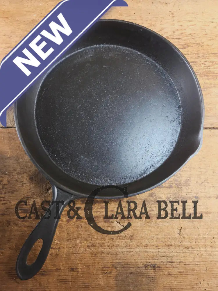 Priced to Sell! Antique elegant gate-marked unknown #10 skillet. Awesome piece of history! Skillet