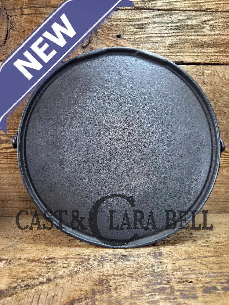 Priced to Sell! Beautiful hard to find Griswold ERIE 1st Series #12 Round Griddle with Bail! You donโt see these often!