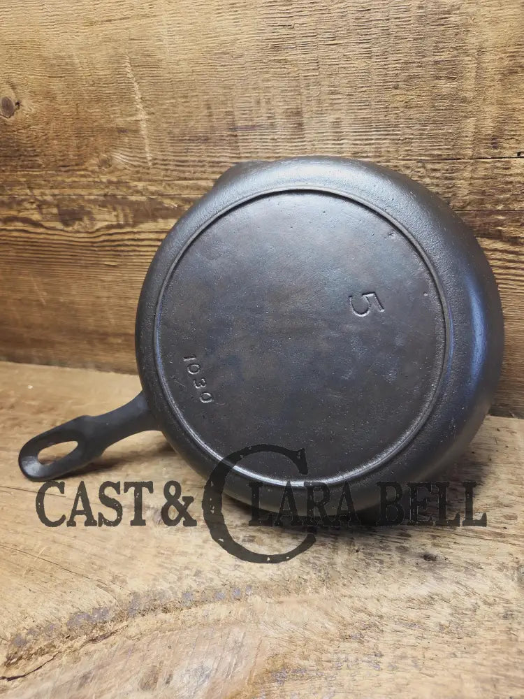 Priced to Sell! Beautiful Iron Mountain by Griswold #5 Skillet with Heat Ring 1030. See description Skillet