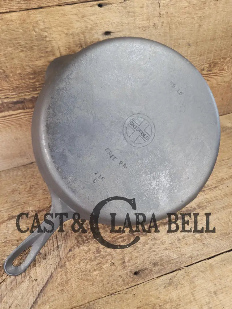 Priced to Sell! Big 1940’s Griswold #10 Skillet Small Block Logo Smooth bottom 716 C. See description for details SC24