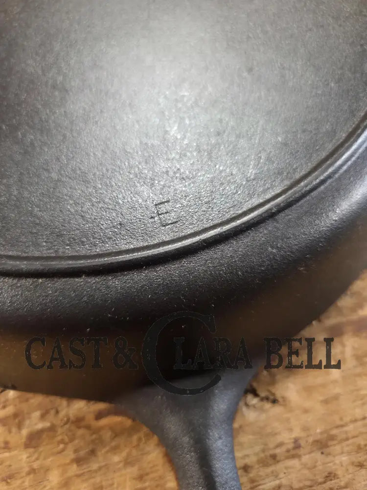 Priced to sell big bacon skillet! Mid 1900’s Lodge #10 Skillet with 3 Notch Heat Ring. Restored and Ready to Use!