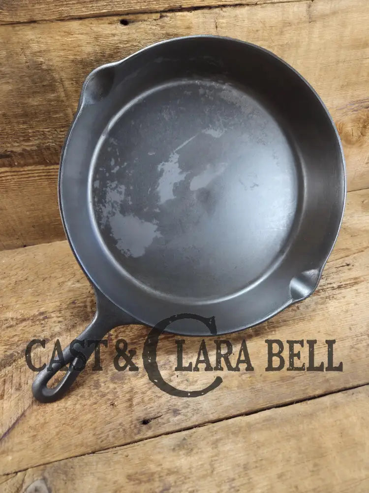 Priced to sell big bacon skillet! Mid 1900’s Lodge #10 Skillet with 3 Notch Heat Ring. Restored and Ready to Use!