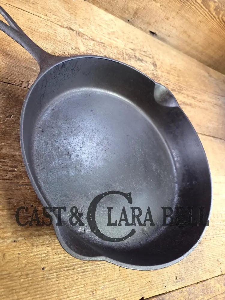 Priced to Sell! BIG skillet Great Price! 1910’s Griswold #10 Skillet large slant logo 716 ERIE series. Great value