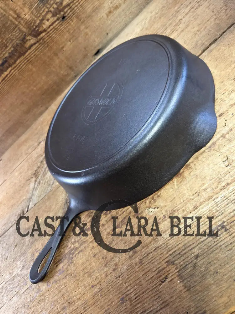 Priced to Sell! BIG skillet Great Price! 1910โs Griswold #10 Skillet large slant logo 716 ERIE series. Great value
