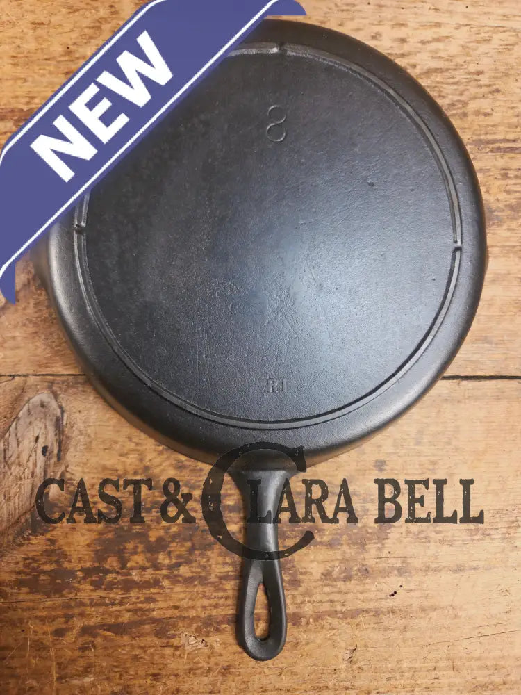Priced to sell daily workhorse! Early 1900βs Lodge #8 Skillet with 3 Notch Heat Ring and raised RI. Great first pan!