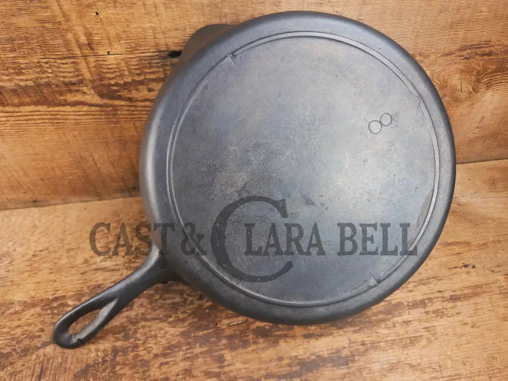 Priced to sell daily workhorse! Early 1900βs Lodge #8 Skillet with 3 Notch Heat Ring. Great first pan! Skillet