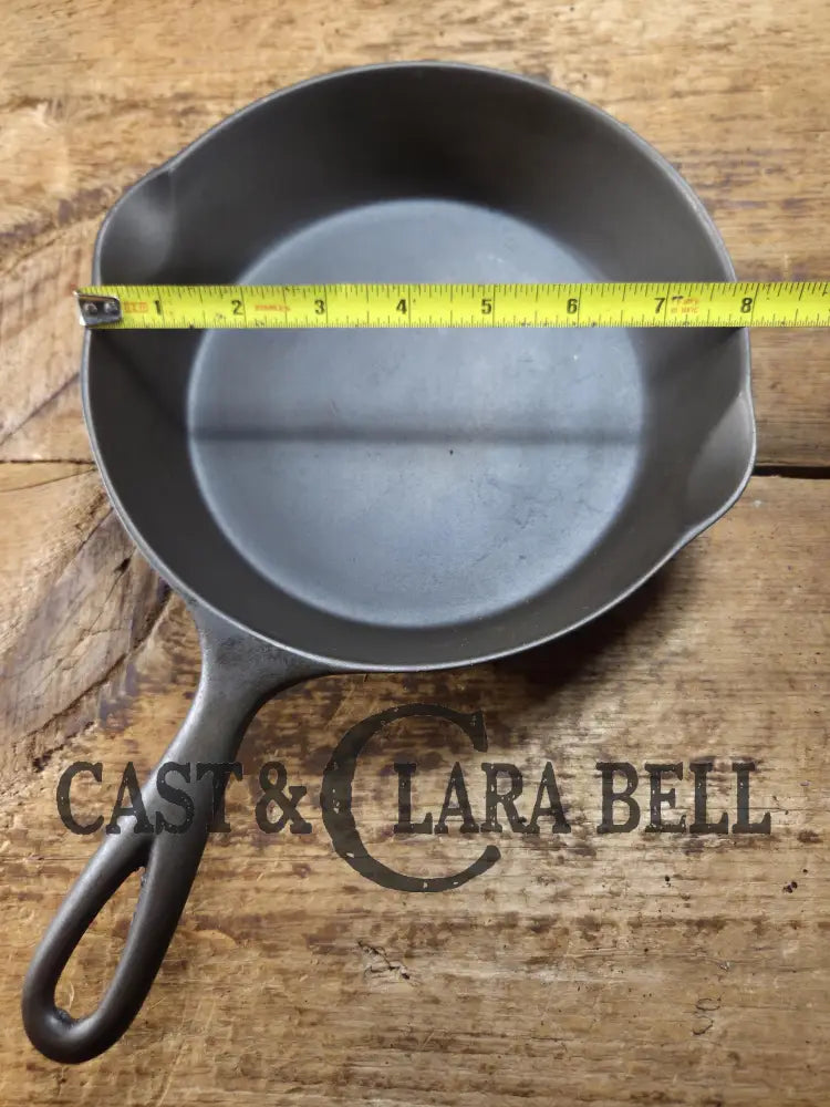PRICED to Sell! Early 1900βs Wagner Ware #5 A Arc Straight logo cast iron saute skillet. Beautiful piece of history