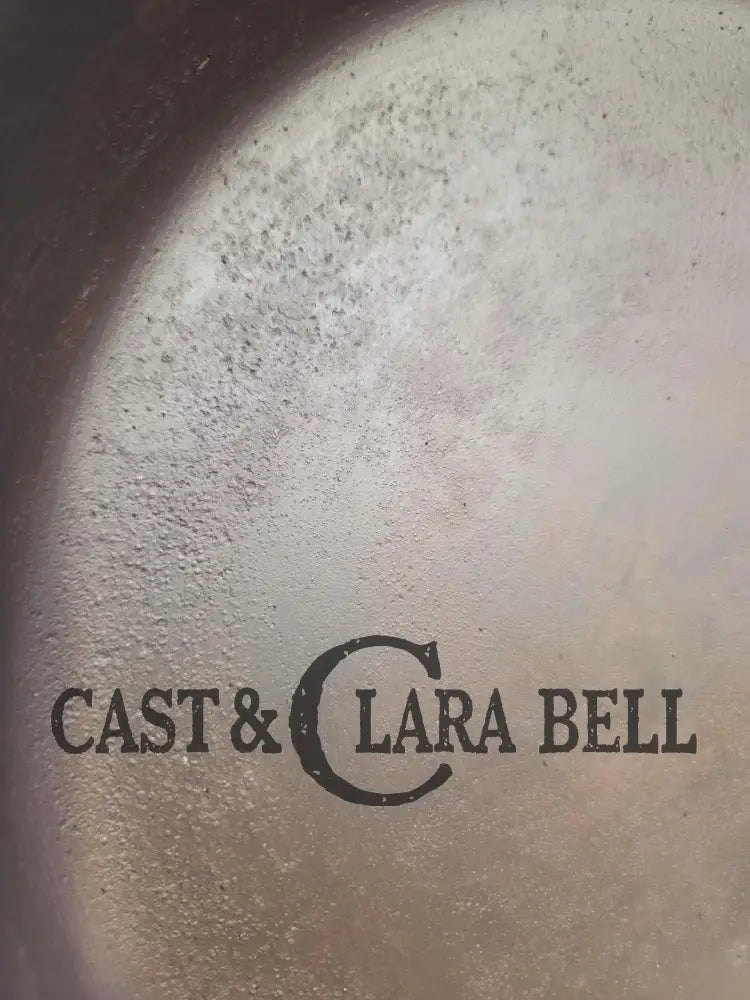 Priced to Sell! Early vintage 1920’s Griswold #8 Skillet with Block Logo Erie PA USA 704. See DESCRIPTION Skillet