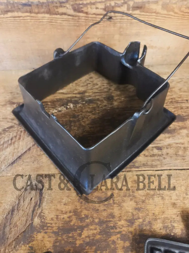 Priced to Sell 1900’s Early Wagner Mfg Co. Sidney O #8 Waffle Iron with Tall Base! - Waffle Iron