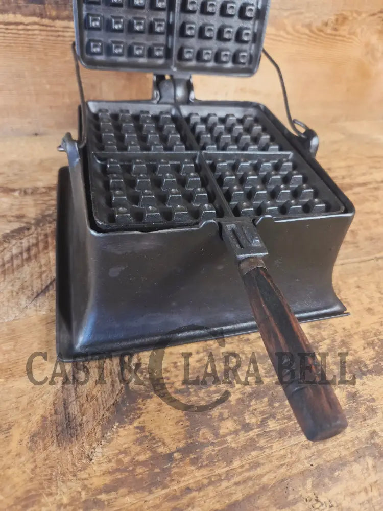 Priced to Sell 1900’s Early Wagner Mfg Co. Sidney O #8 Waffle Iron with Tall Base! - Waffle Iron