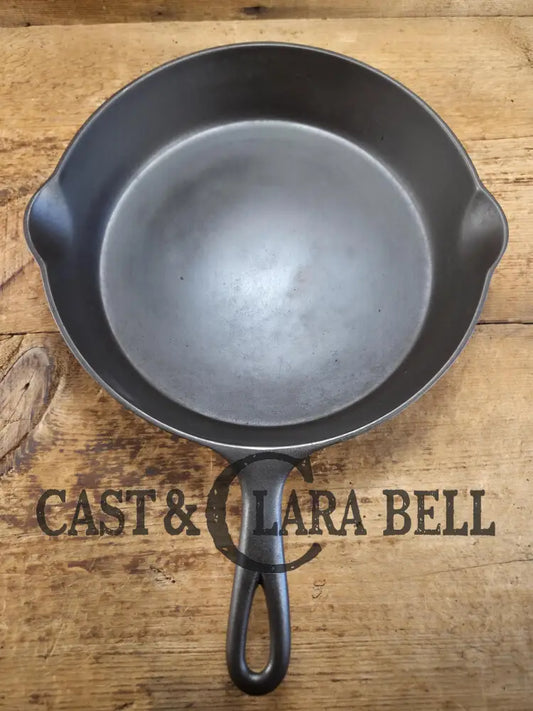 Priced to Sell Great bacon skillet. Early 1900βs Wagner made large βArc Logoβ #9 Cast Iron Skillet. Daily workhorse!