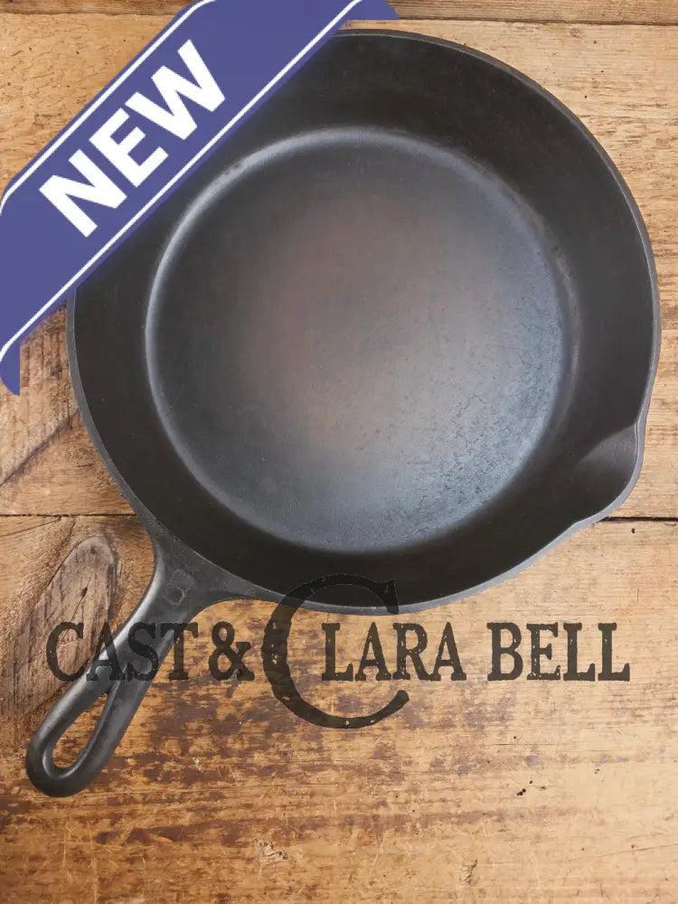 Priced to Sell! GREAT campfire cooker 1940βs Griswold cast iron skillet. Small block 704 U Skillet