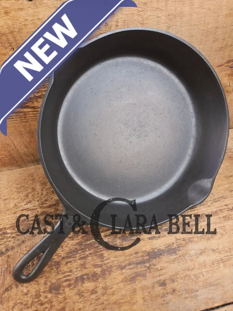 Priced to Sell! GREAT campfire cooker 1940βs Griswold cast iron skillet. Small block 704 U Skillet